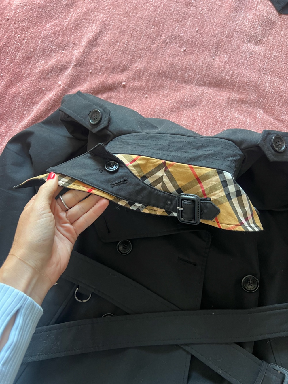 Classic Black Trench Coat with Belt - Picture 7 of 9